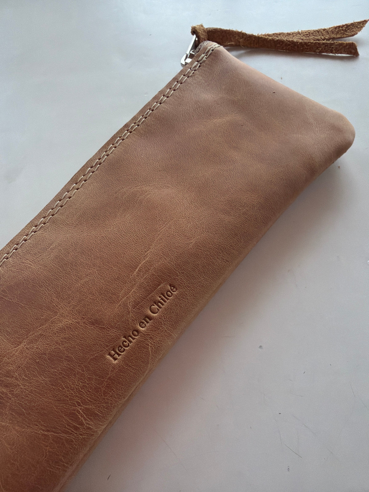Estuche de cuero miel everest