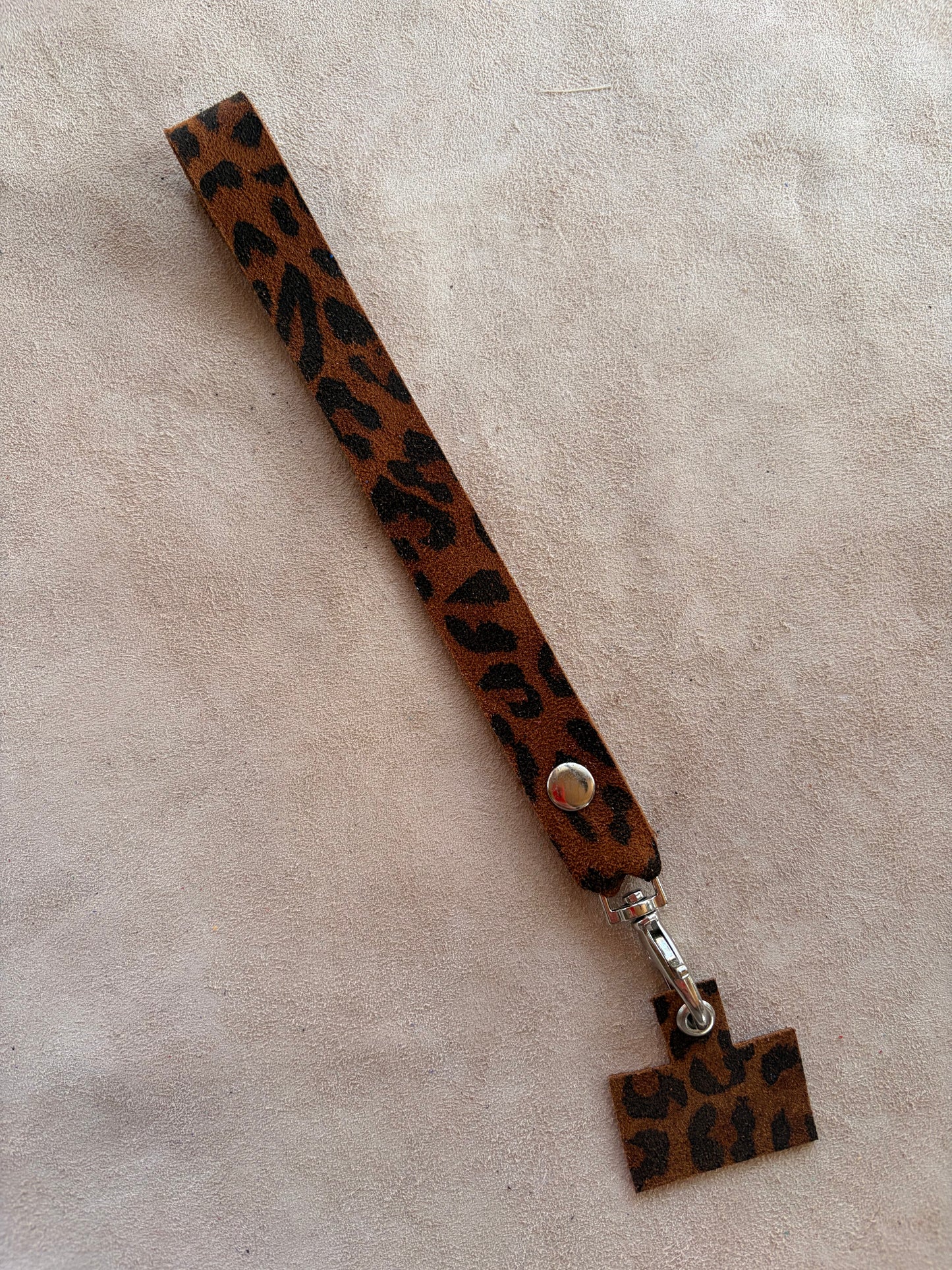 Lanyard de cuero Muñeca animal print avellana