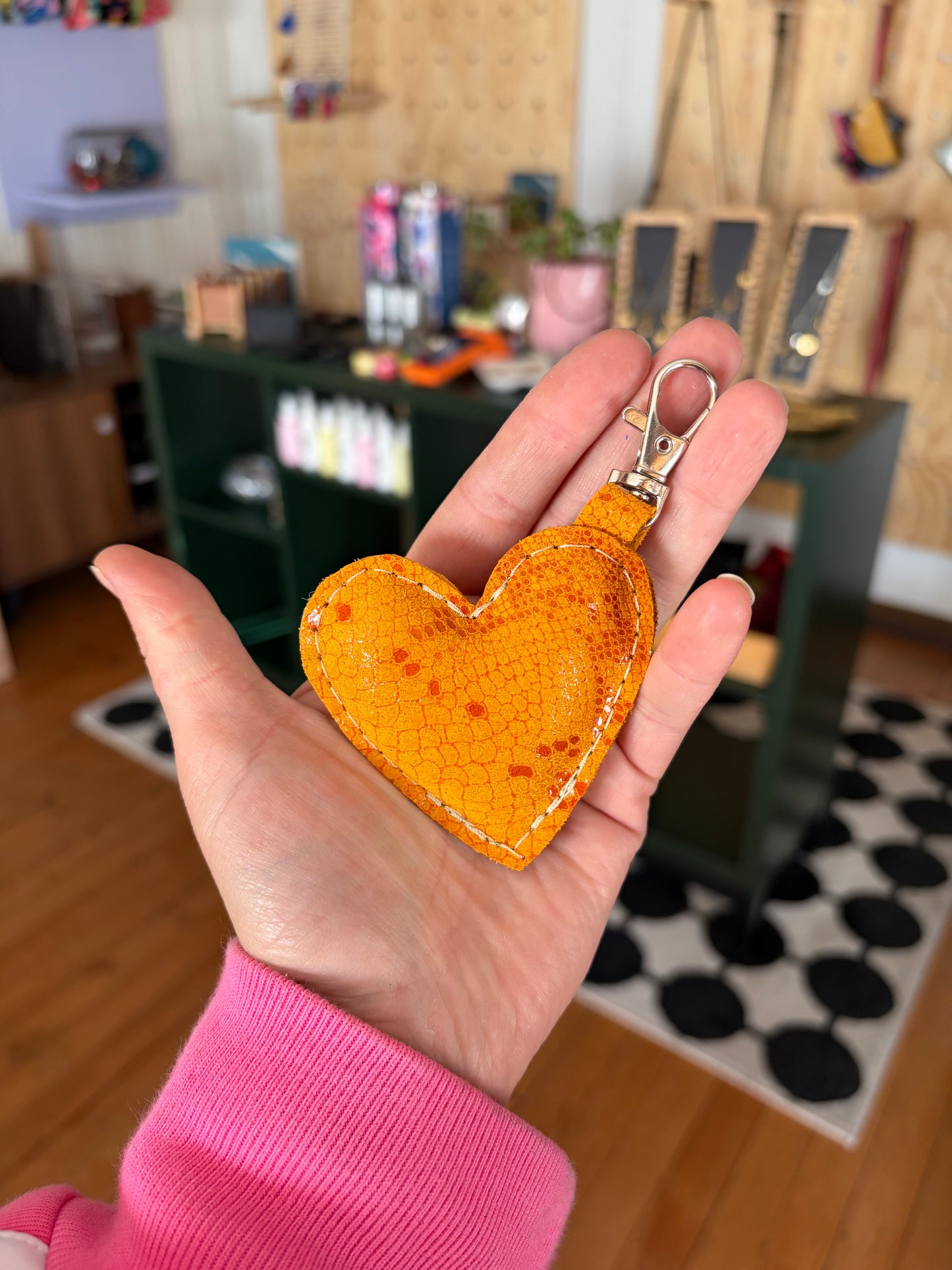 Corazón mostaza pitón