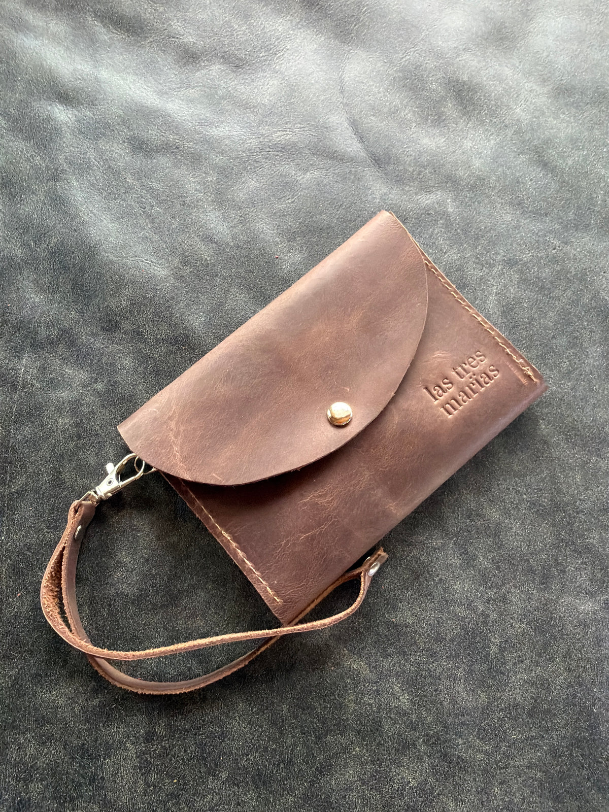 Billetera mediana cuero chocolate everest