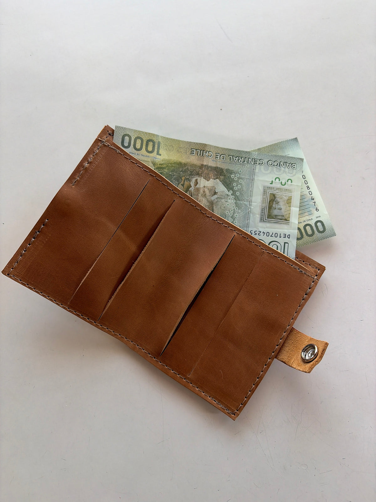Billetera cuero miel