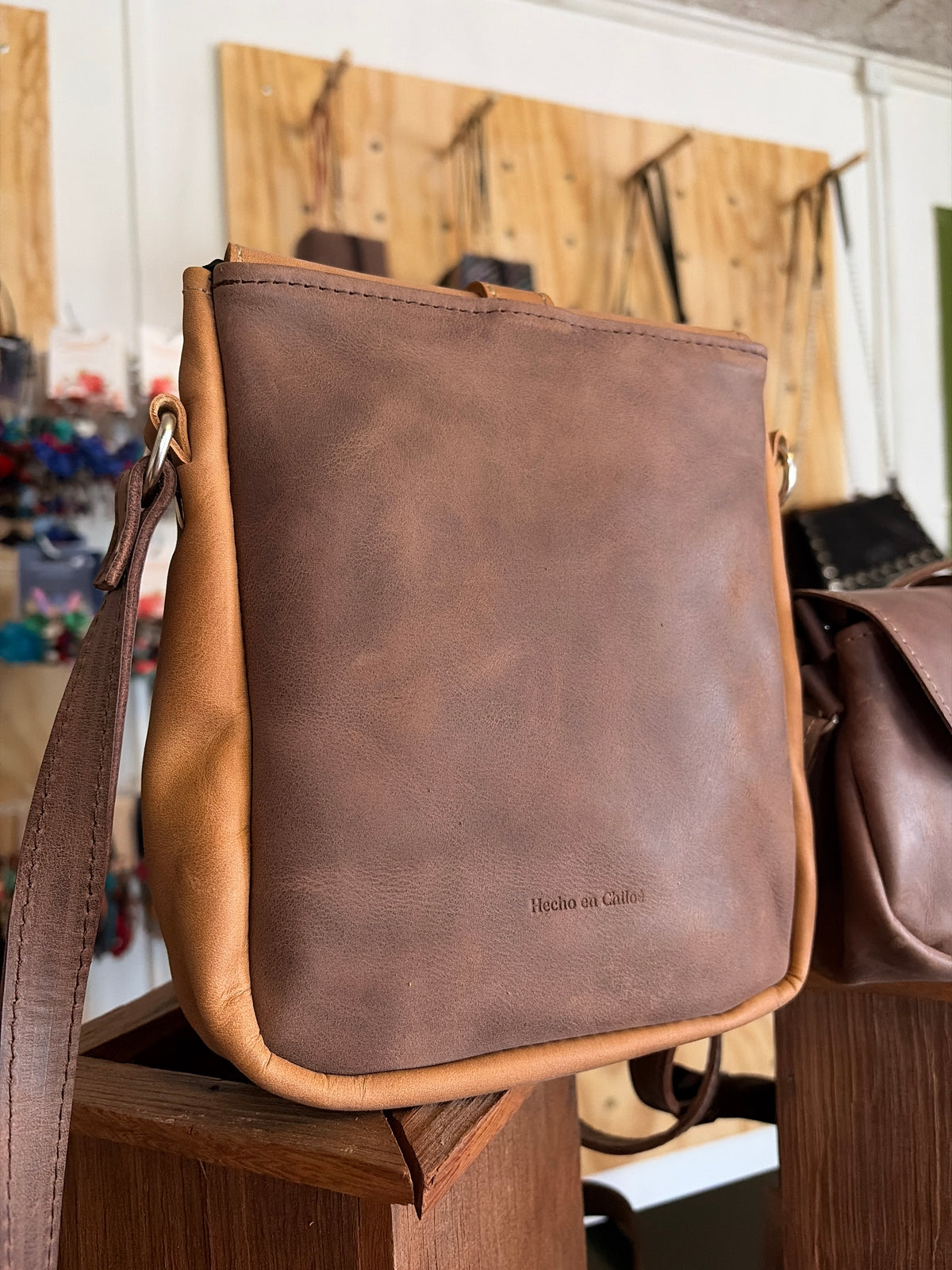 Bandolera Simone pocket miel & chocolate
