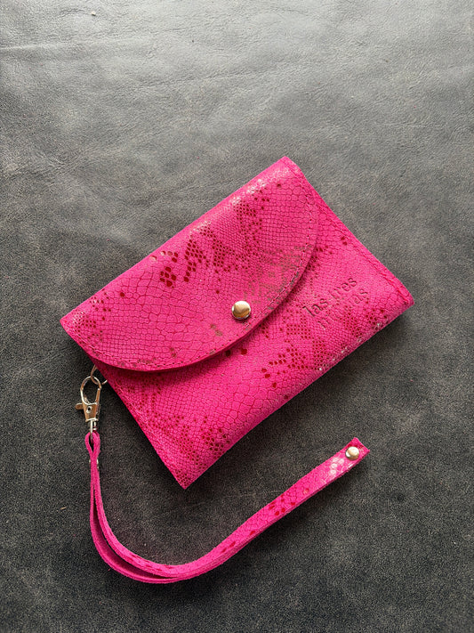 Billetera cuero fucsia pitón