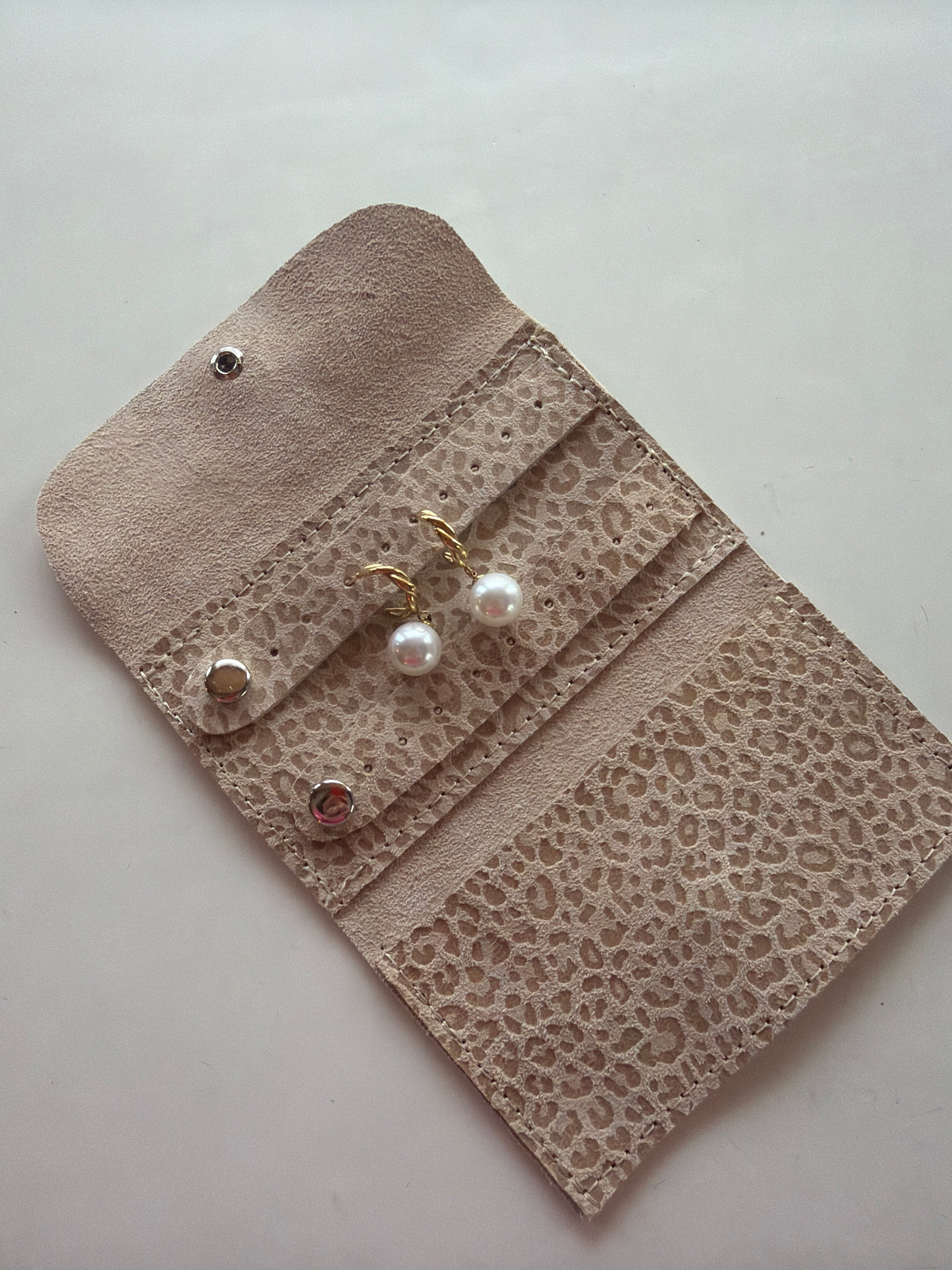 Joyero de cuero para cartera chita arena