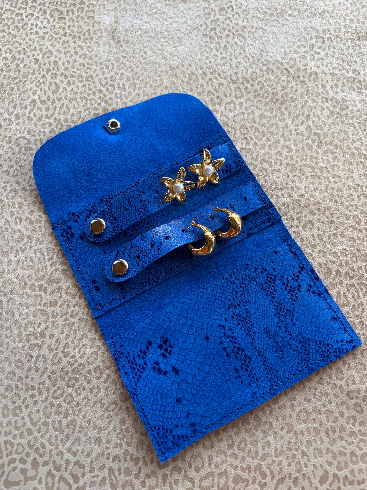 Joyero de cuero para cartera azul furia