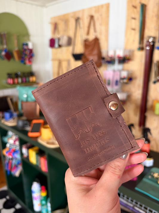 Billetera cuero chocolate everest