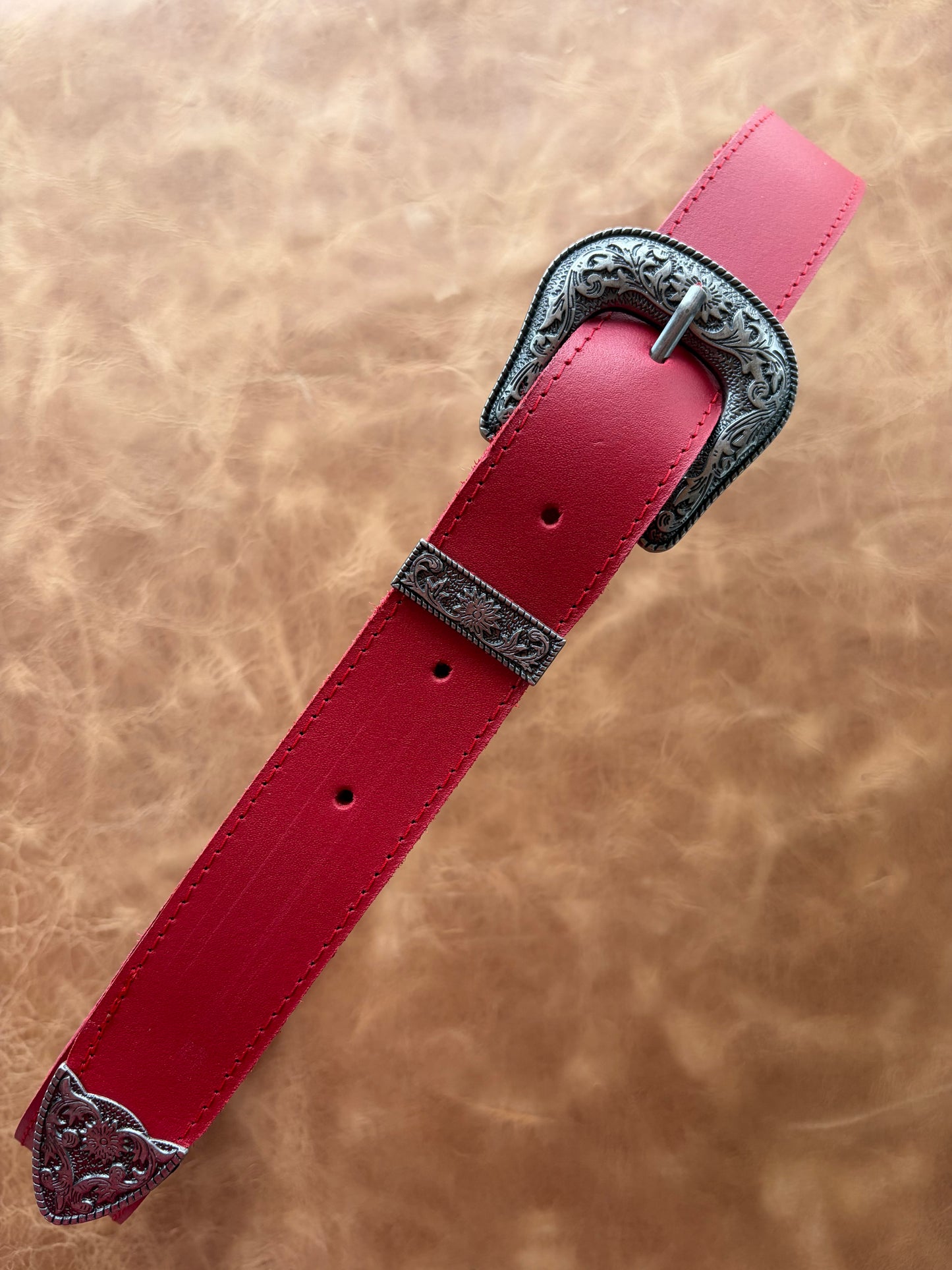 Cinturon cuero rojo hebilla texas