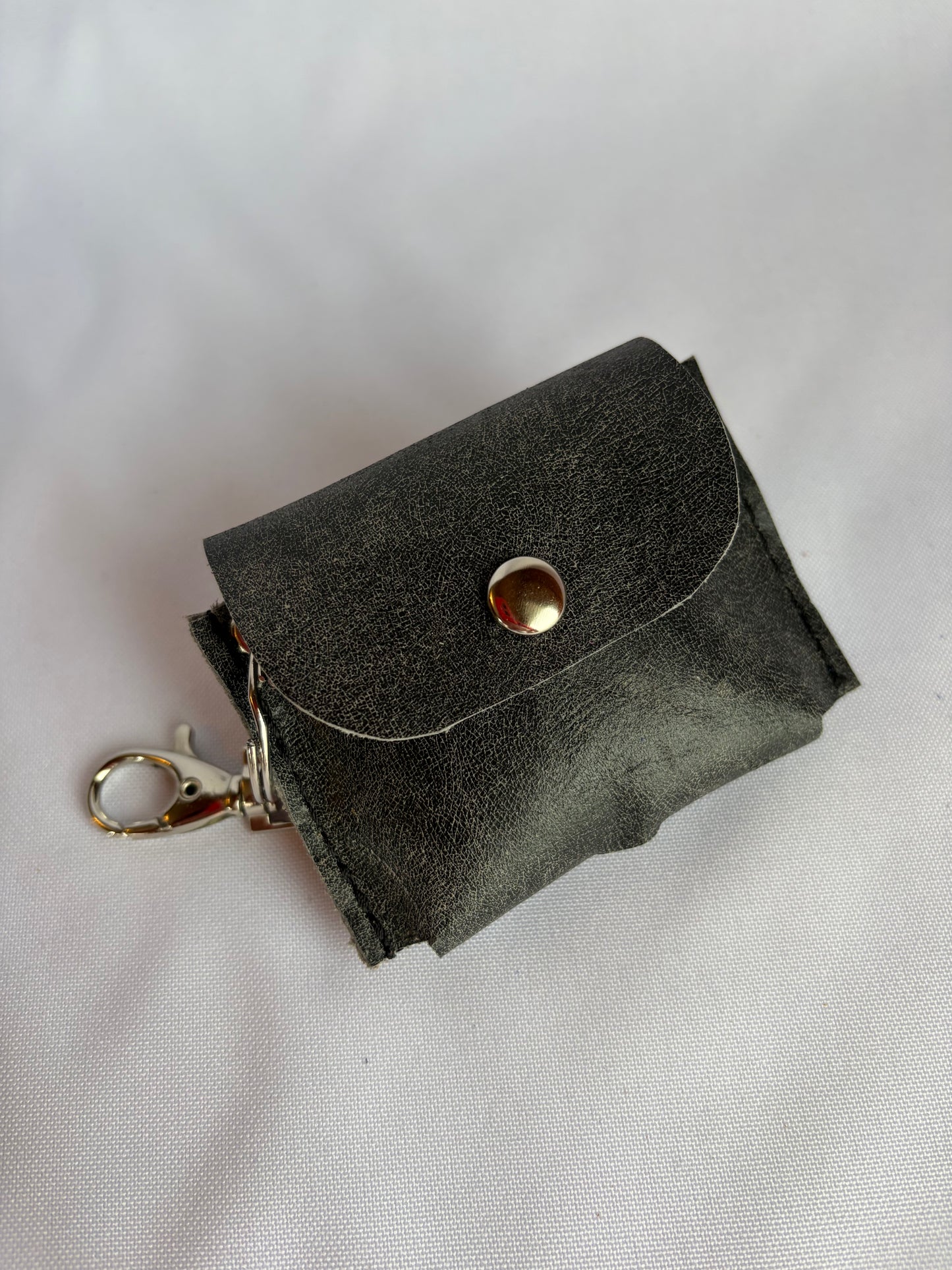 Funda AirPods cuero grafito envejecido