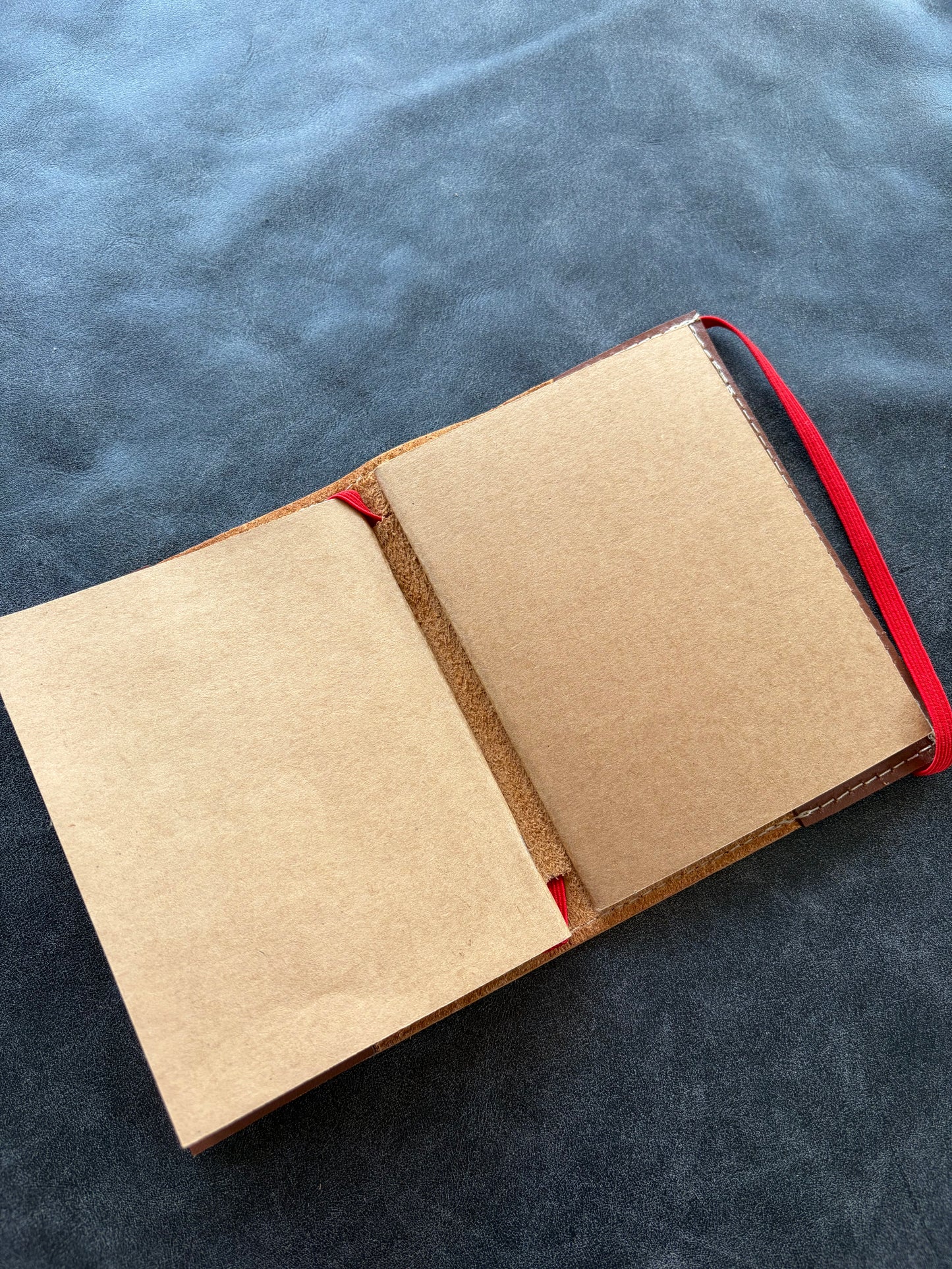 Libreta eterna cuero miel everest