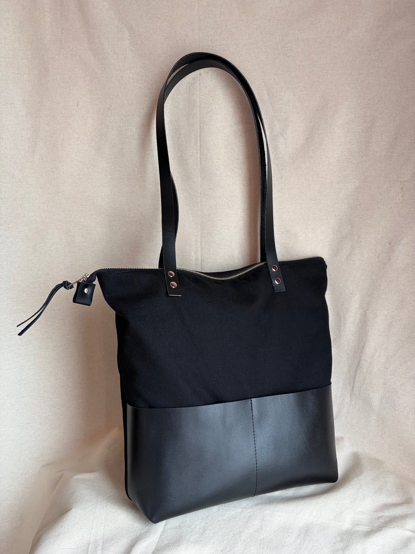 Totebag mezclilla y cuero clásico