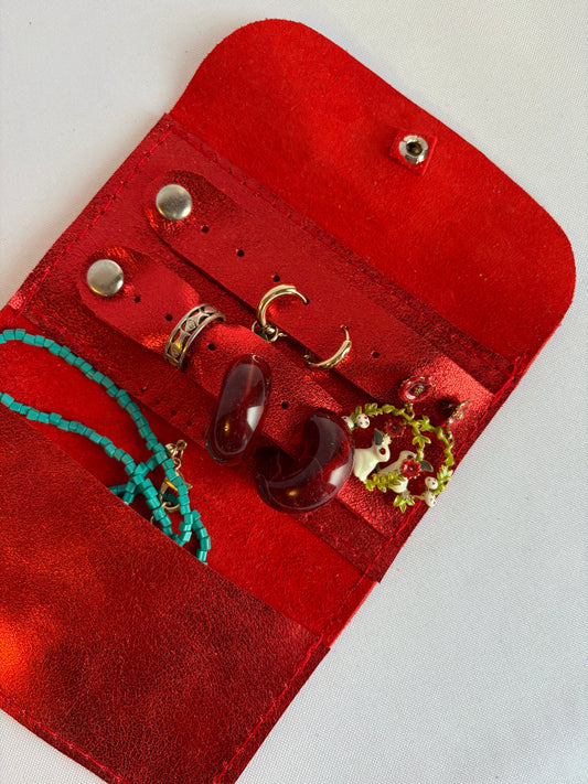 Joyero cuero rojo metalico