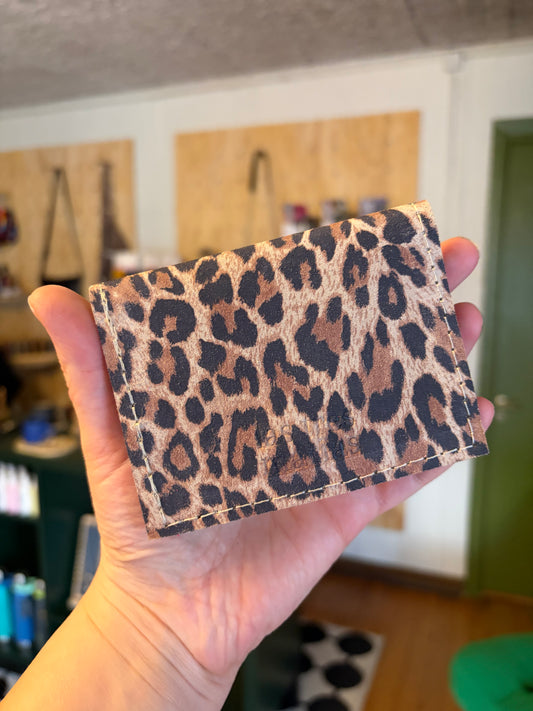 Tarjetero cuero doble animal print