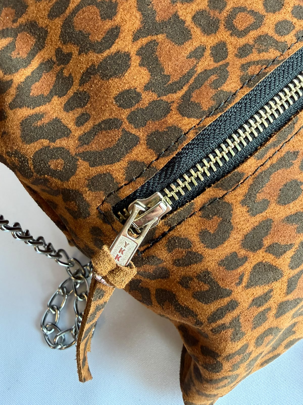Bandolera Vicenta de cuero reno animal print Avellana