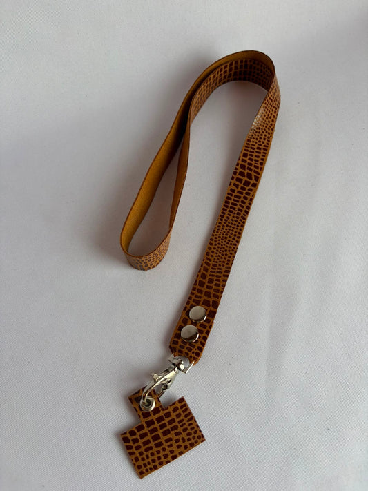 Lanyard de cuello cafe cuadros